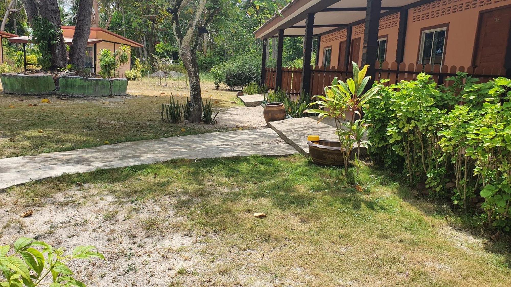 Koh Ngai Kaimuk Thong Resort Dış mekan fotoğraf