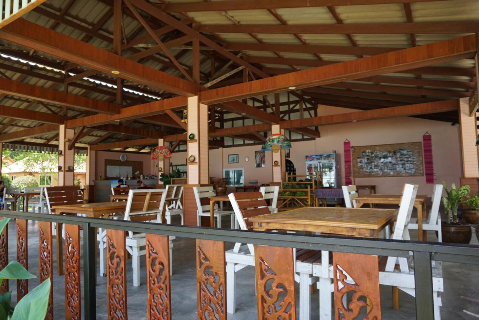 Koh Ngai Kaimuk Thong Resort Dış mekan fotoğraf