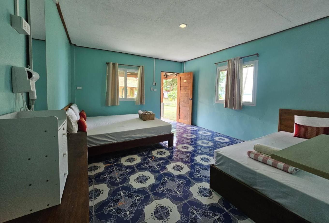 Koh Ngai Kaimuk Thong Resort Dış mekan fotoğraf