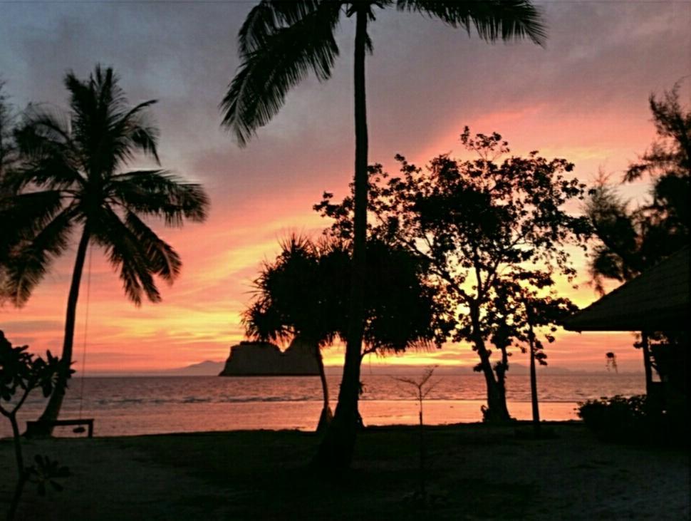 Koh Ngai Kaimuk Thong Resort Dış mekan fotoğraf