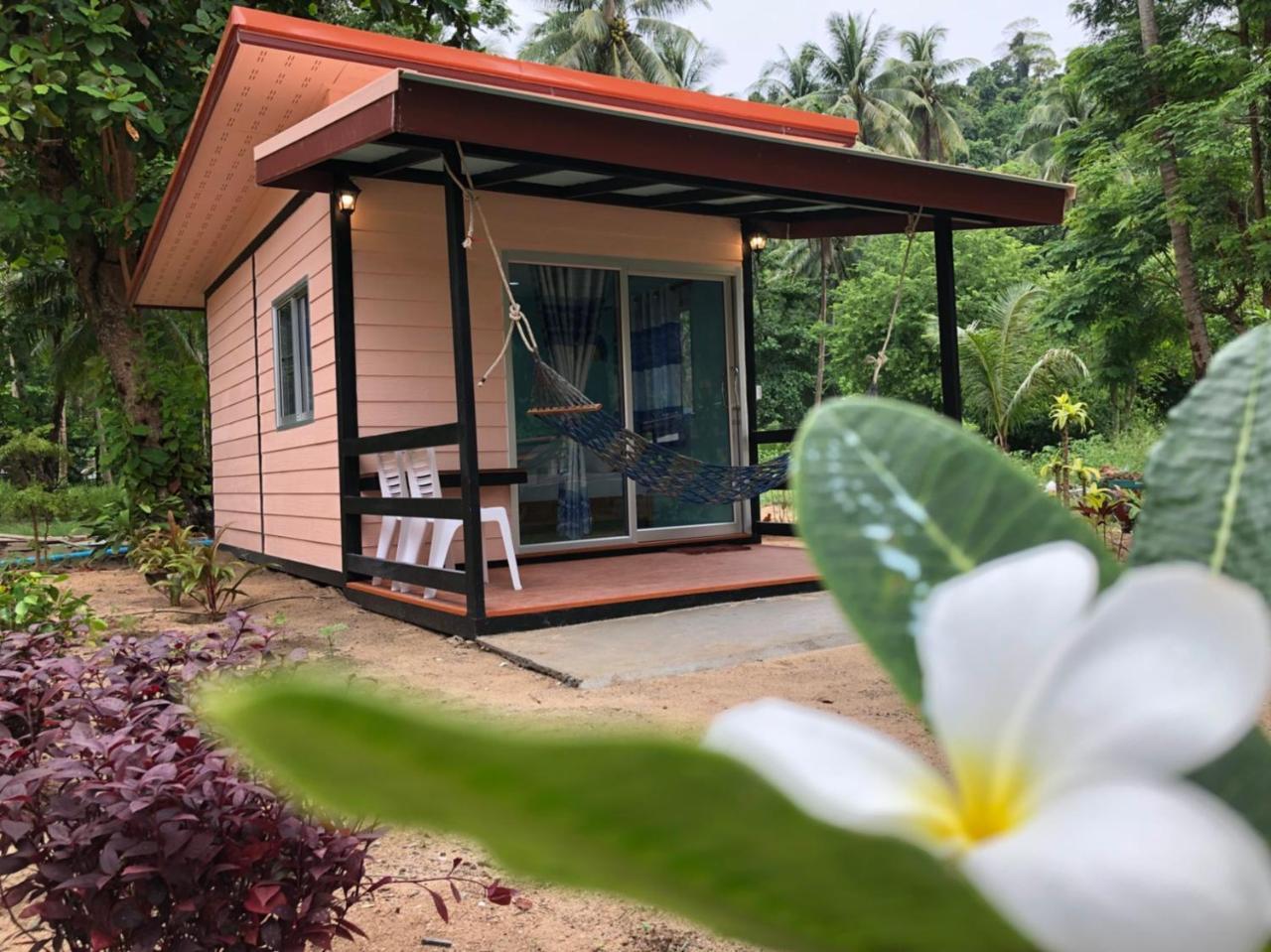 Koh Ngai Kaimuk Thong Resort Dış mekan fotoğraf