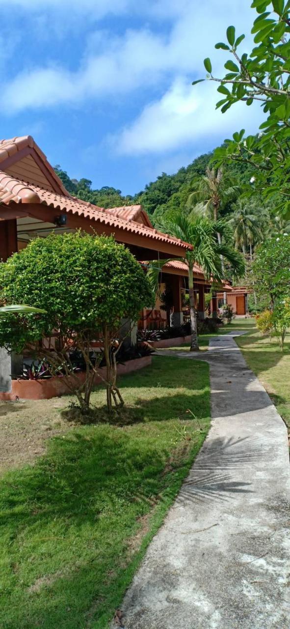 Koh Ngai Kaimuk Thong Resort Dış mekan fotoğraf