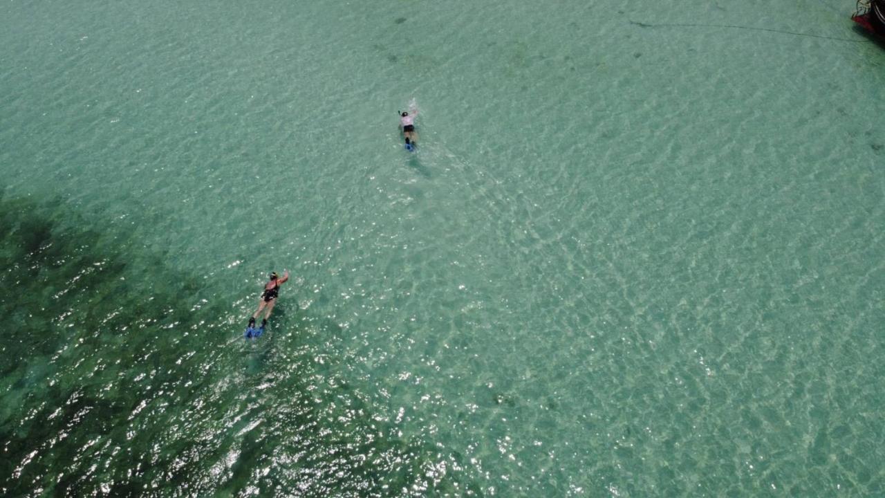 Koh Ngai Kaimuk Thong Resort Dış mekan fotoğraf